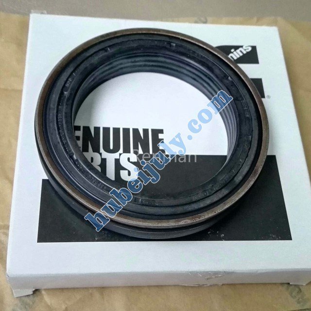 Cummns oil seal 5338295