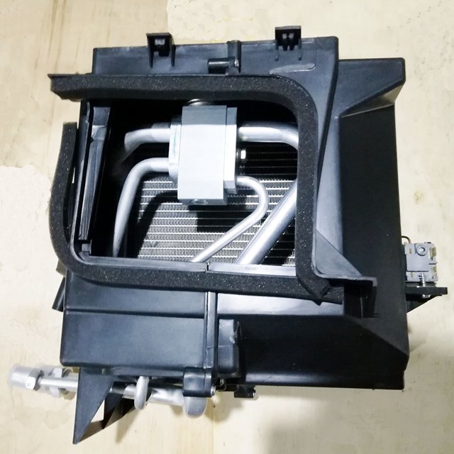 Dongfeng DFAC Light Truck Part Evaporator assembly 81AB23-07100