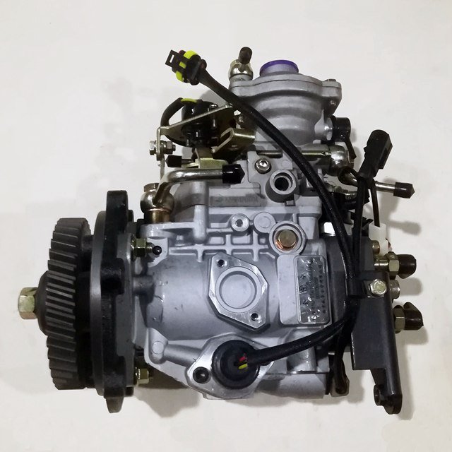 Dongfeng DFAC Light Truck Part Fuel Injection Pump 1111010-E4100