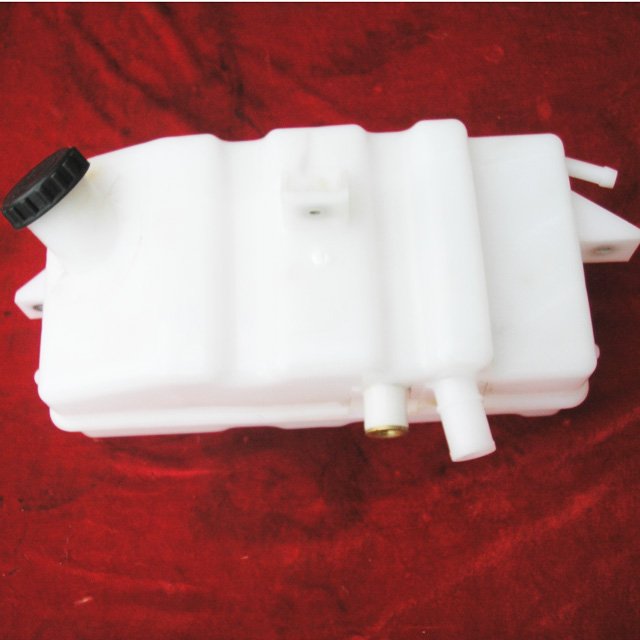 Dongfeng Truck Parts Rich Water Tank 1311010-k0300